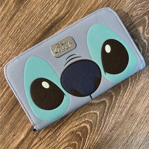 Disney Disney’s Lilo& Stitch Wallet & adorable Scrump